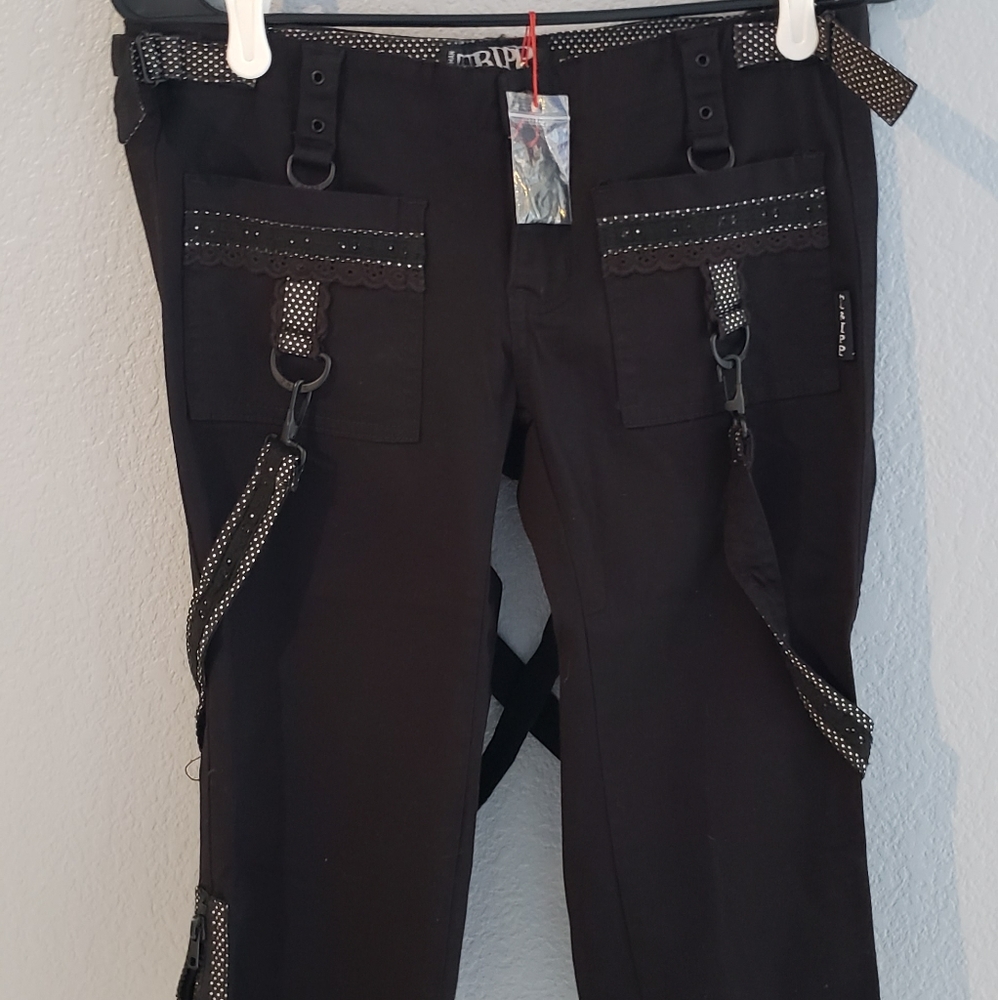 Beautiful bondage capris rockabilly